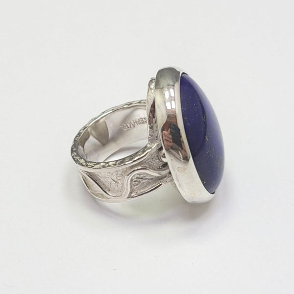 Circular Lapis Ring